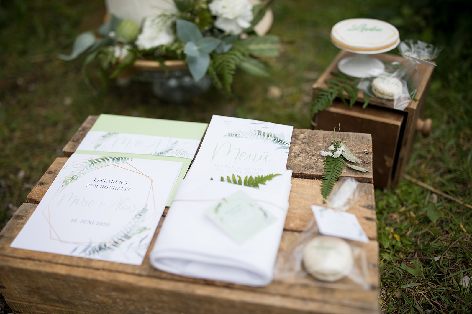 Greenery Wedding Papeterie nachhaltig heiraten grüne Hochzeit